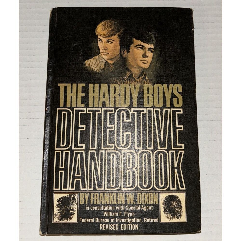 THE HARDY BOYS DETECTIVE HANDBOOK, Revised‎ Edition 1990